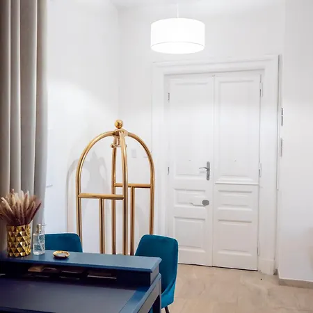 Alto Guest house